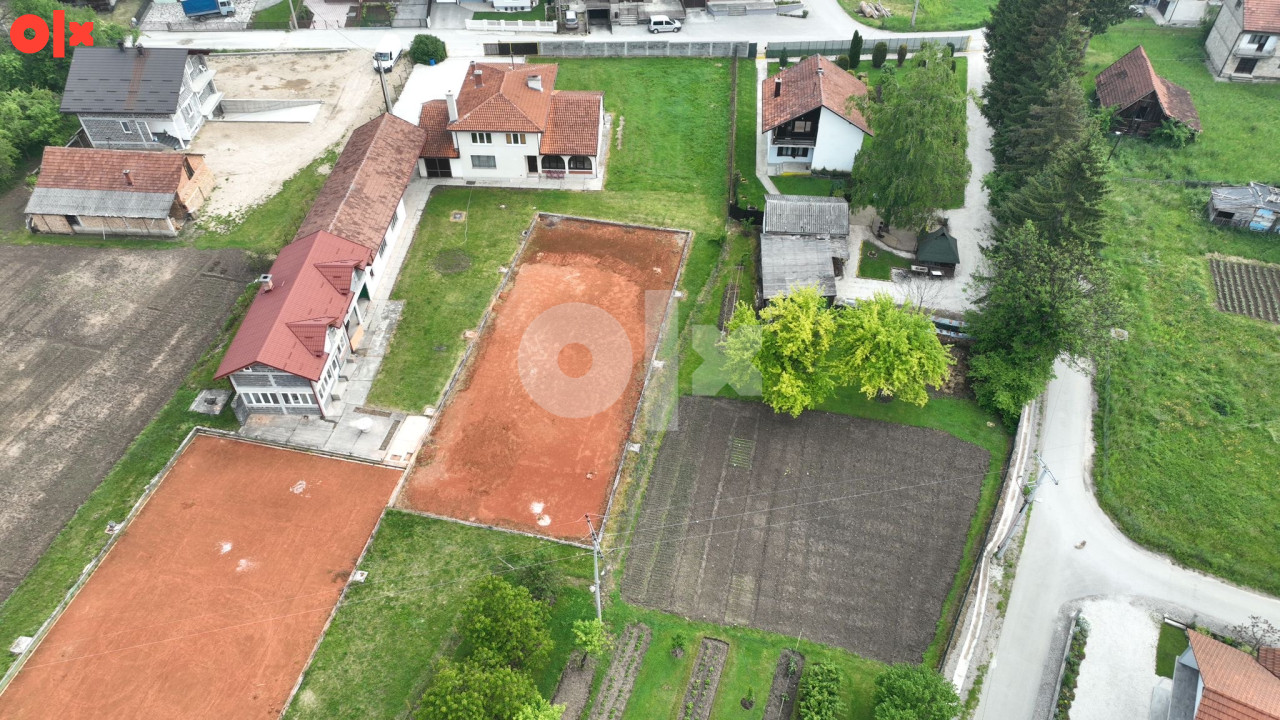 Kuća Bugojno Sultanovići br. 39 sa pomoćnim objektom  450m2