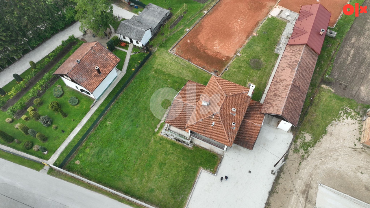 Kuća Bugojno Sultanovići br. 39 sa pomoćnim objektom  450m2 2