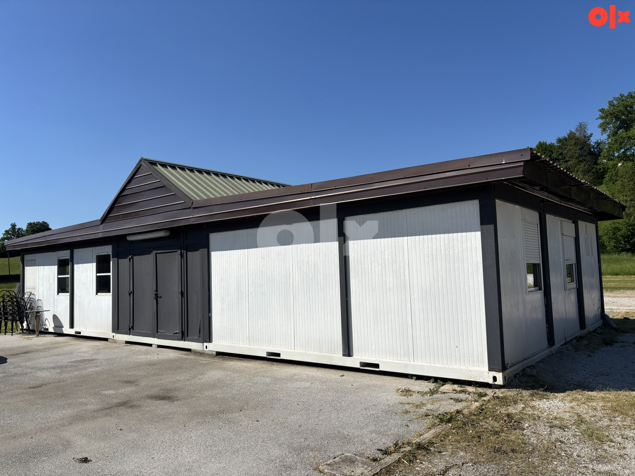 Montažni poslovni objekat 120 m Kompletno opremljen 8