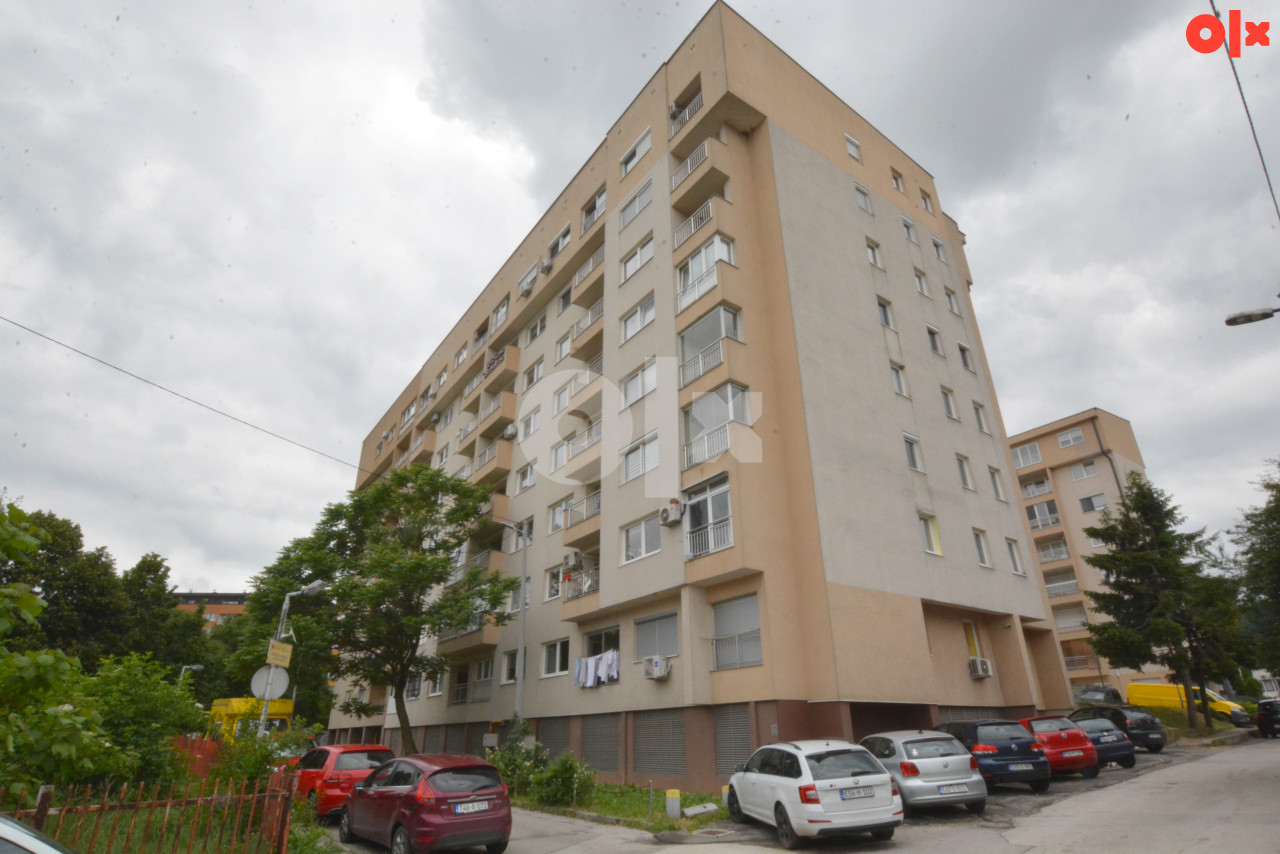 Trosoban stan 72m2 sa garažom u novogradnji Bh Bau Stup