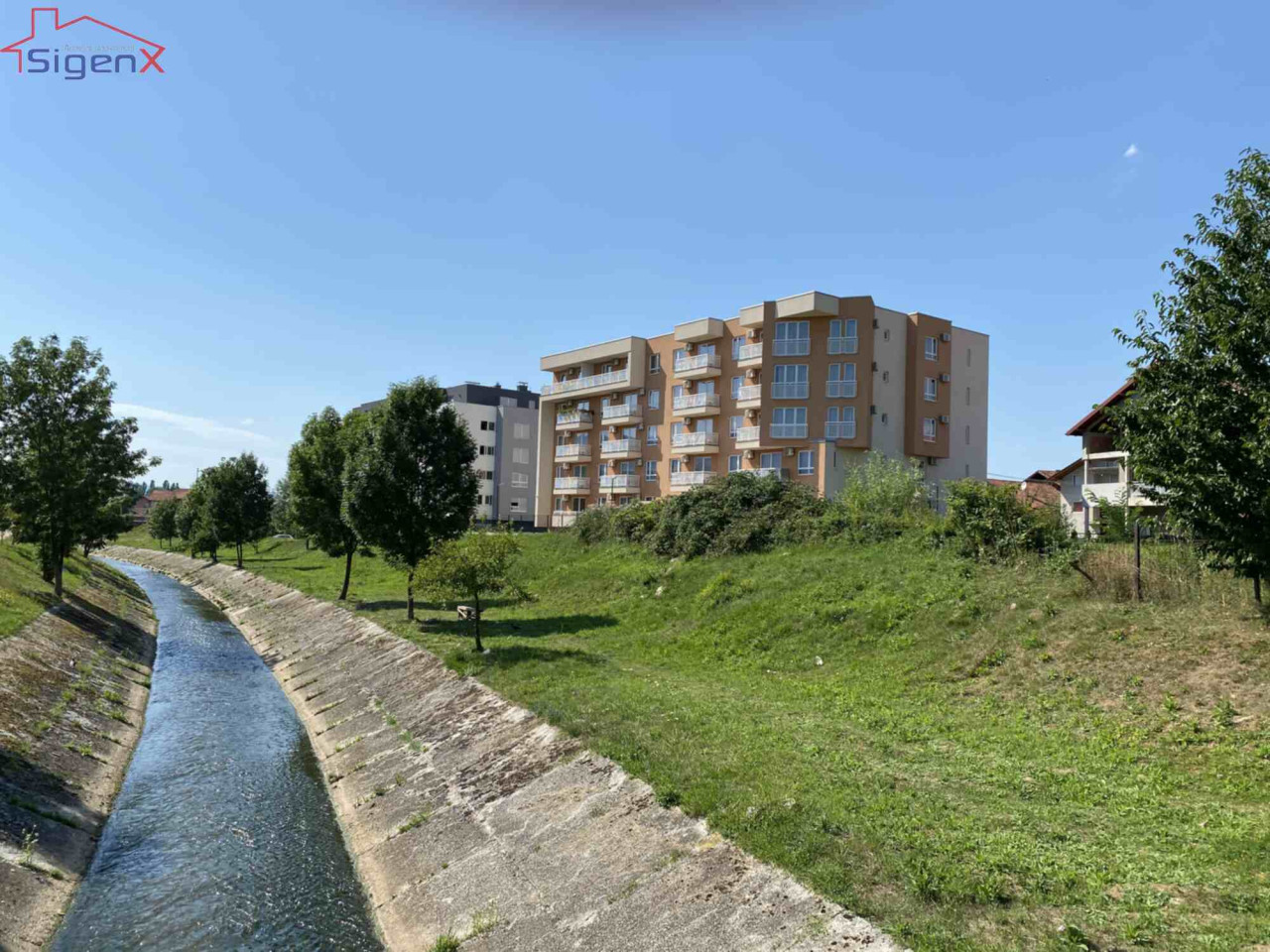 SIGENX prodaje Dvosoban stan/ Dobrinja/Jug/ Balkon/Novija gradnja