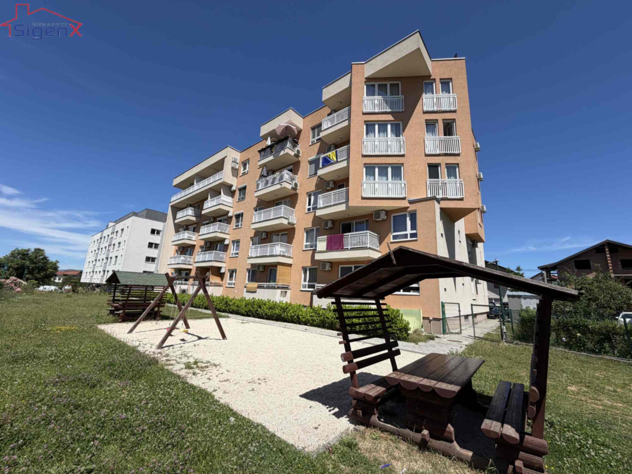SIGENX prodaje Dvosoban stan/ Dobrinja/Jug/ Balkon/Novija gradnja 2