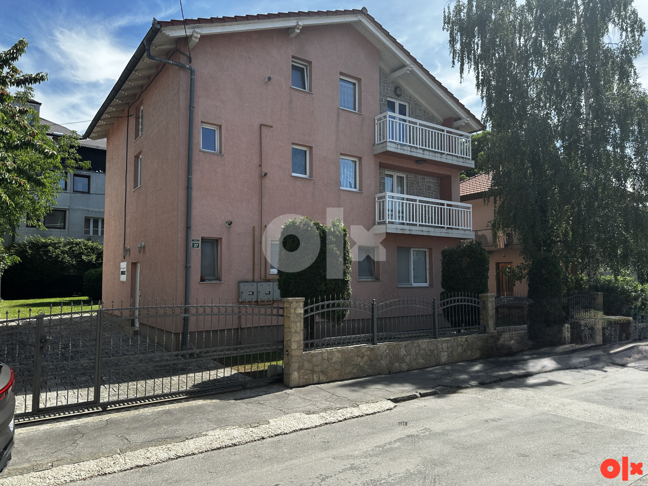 Kuća Sarajevo - Novi Grad, kuća sa tri stana na parceli od 530 m2 25