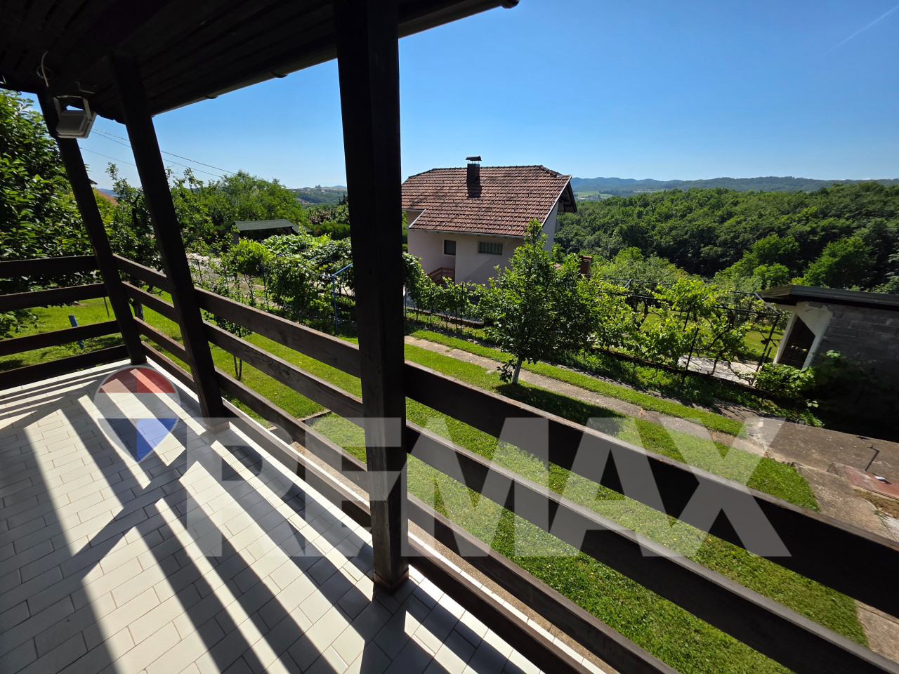Odlična vikendica u Slatini/ ladara/ voćnjak/ plac 1465m2 11