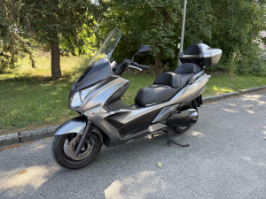 HONDA SILVERWING SW 400