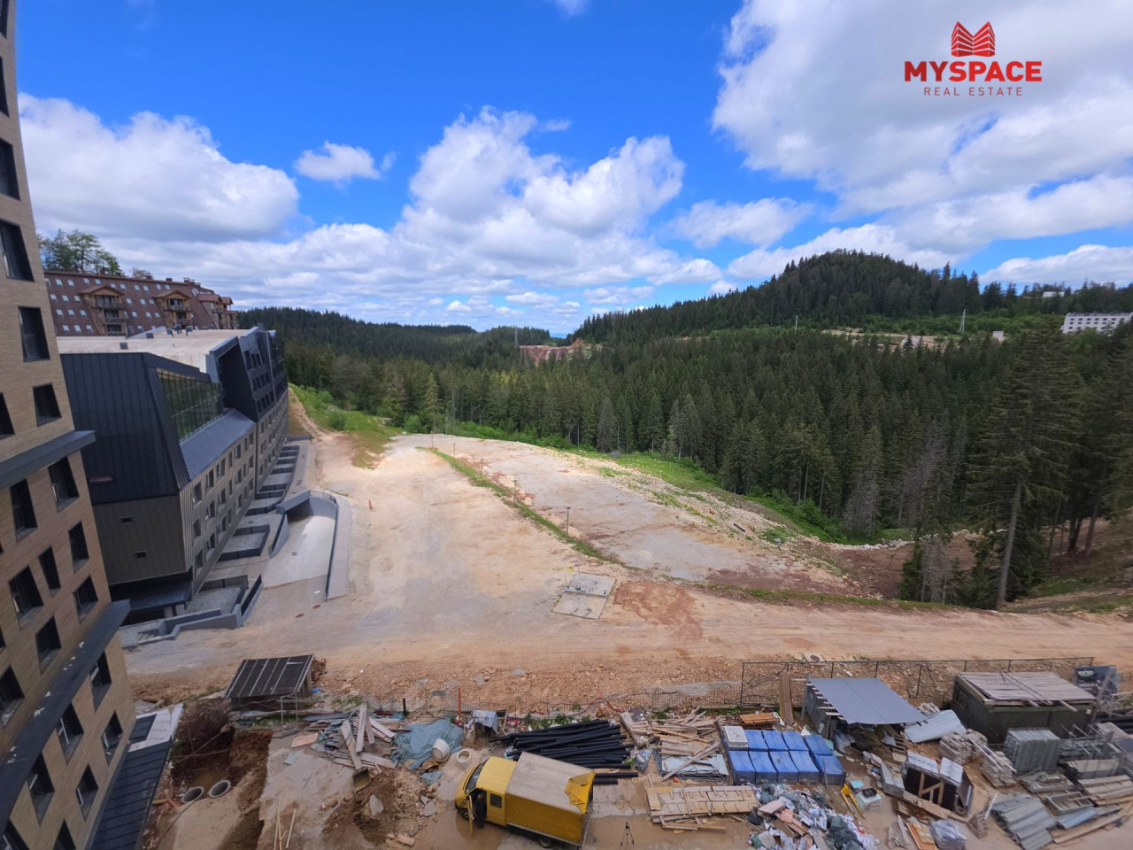 MY SPACE/ Apartman sa garazom/ Jahorina/ NOVOGRADNJA/ 24 m2 9