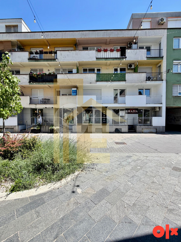 Iznajmljujemo kancelarijski prostor u Centru grada 22