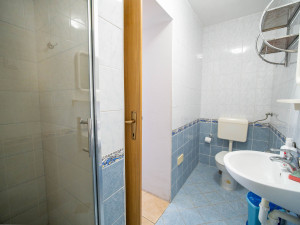 PROPERTIZE | PRODAJA | NEUM | Objekat sa 7 Apartmana photo 3