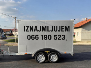Iznajmljujem zatvorenu dvoosovinsku prikolicu