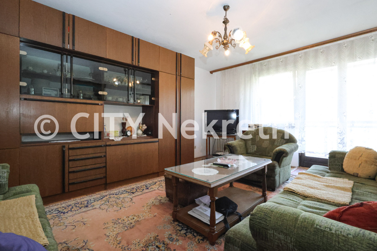 Trosoban stan - Novi grad - Mojmilo - 79 m2 2