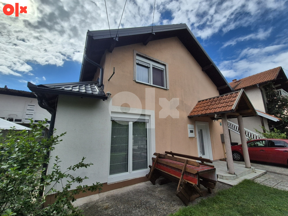 Kuća 127 m2, Dobrinja, Novi Grad 2
