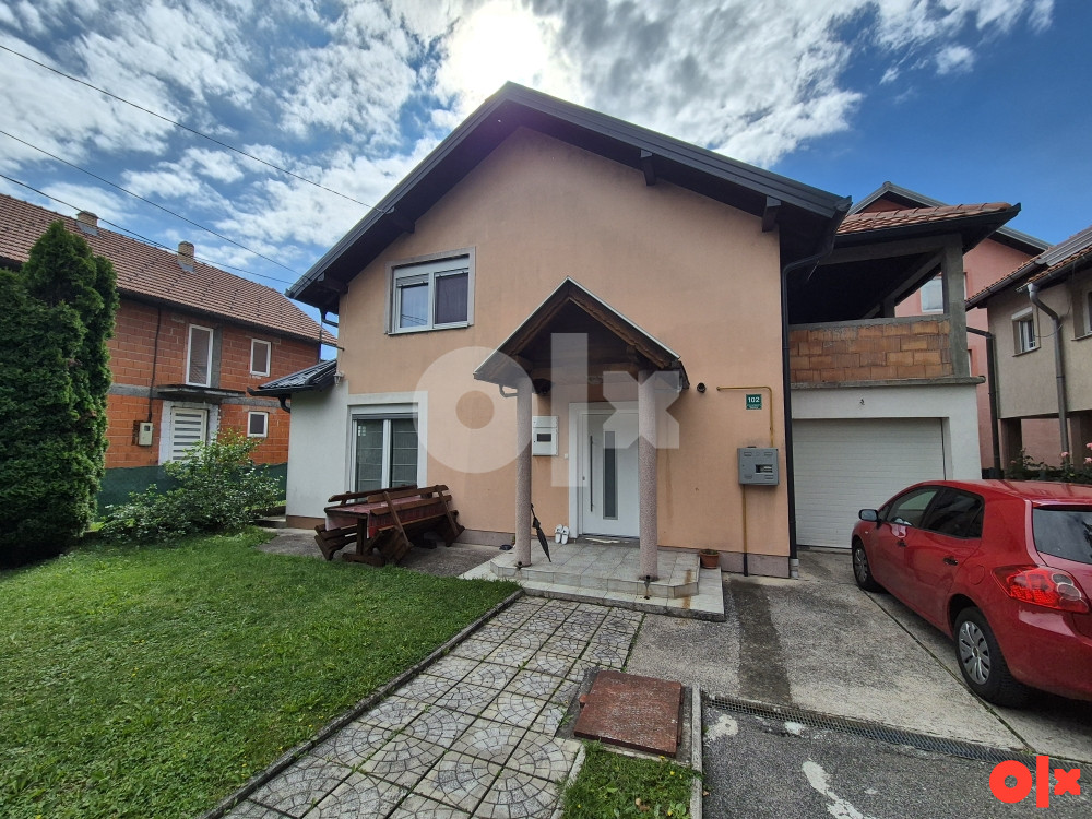Kuća 127 m2, Dobrinja, Novi Grad 3