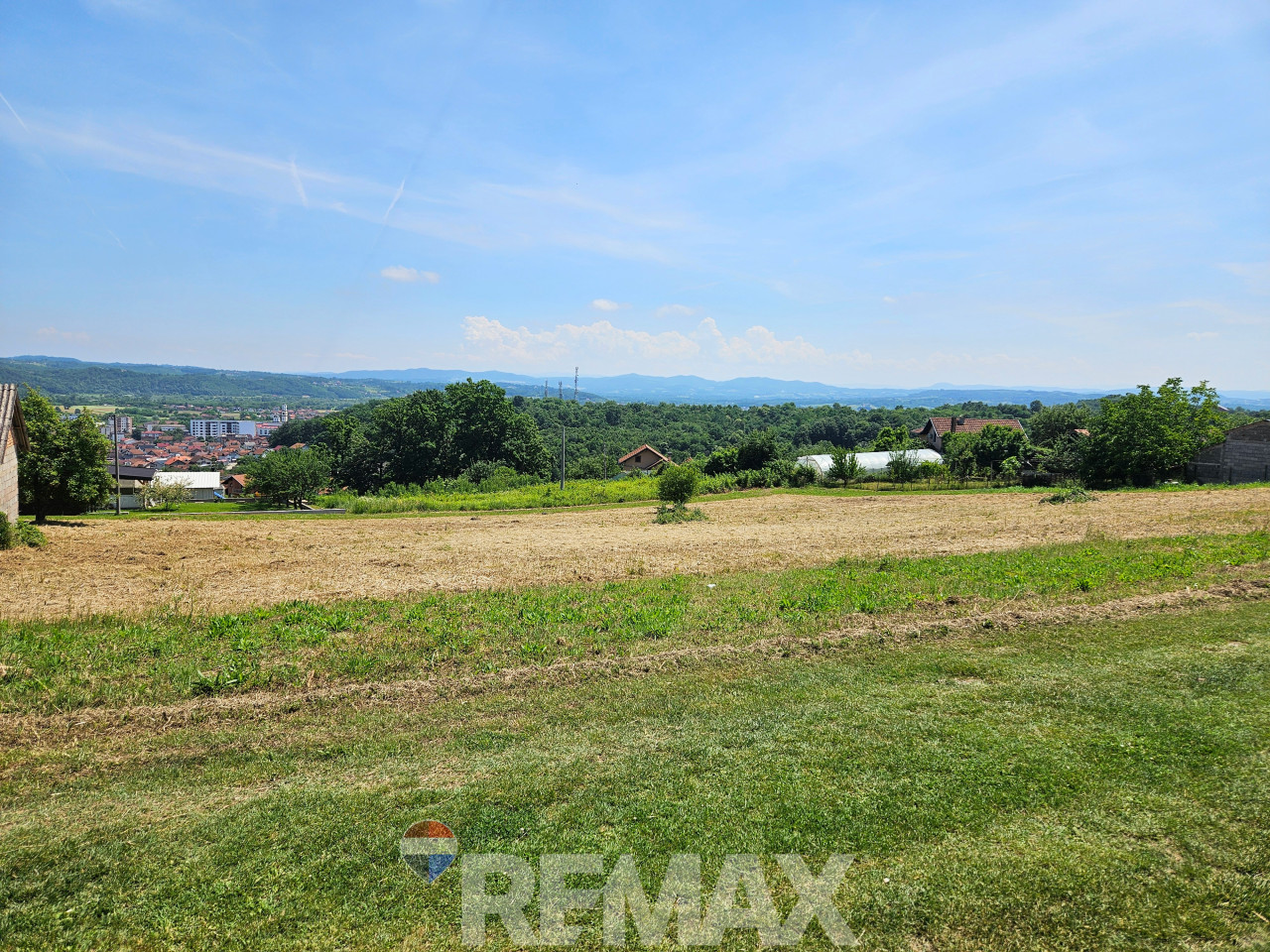 Zemljište 6000 m2 sa pogledom na Laktaše 2