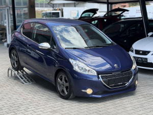 Peugeot 208 1.6 e-HDI 2012 Godina !