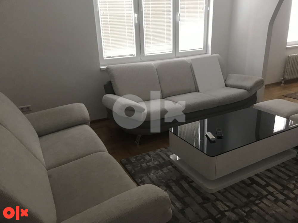 Stan 80m2*renoviran*(strogi centar) 3