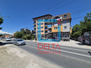 Poslovni prostor / 180m2 / 3 parkinga / Švrakino selo / Novi Grad