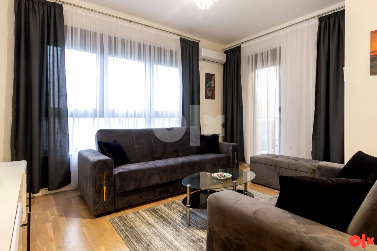 De Luxe Apartment Laktasi stan na dan 3