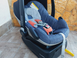 AUTOSJEDALICA Bebe 0-13 KG MAXI COSI   P E B B L E FAMILYFIX top