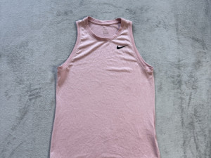 Nike top, XS veličina