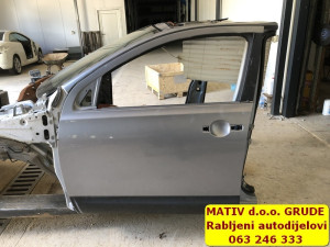 Vrata prednja LIJEVA Nissan Qashqai 2011