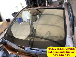 ŠAJBA PREDNJA Nissan Qashqai 2011