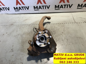 Glavčina DESNA Nissan Navara 2,5 DCi 2008