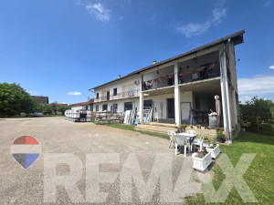 PRODAJA STAMBENO-POSLOVNOG OBJEKTA Veliko Blaško photo 2