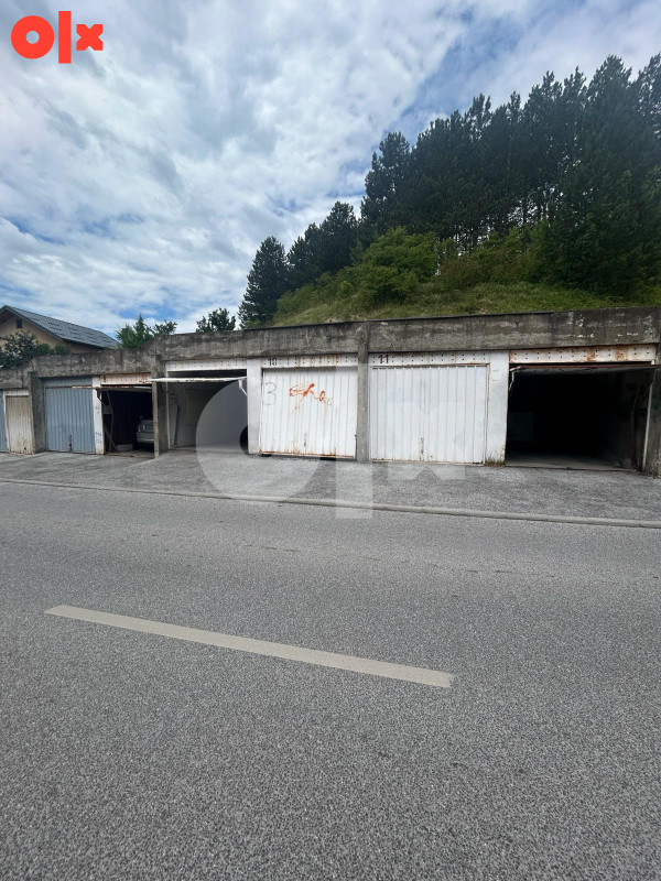 PRODAJA - TROSOBAN STAN 65 m2 + GARAŽA - VOGOŠĆA 19