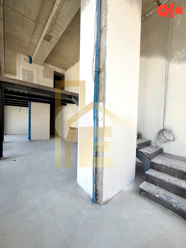 Na prodaju poslovni apartman, Bijeli Dvor 16