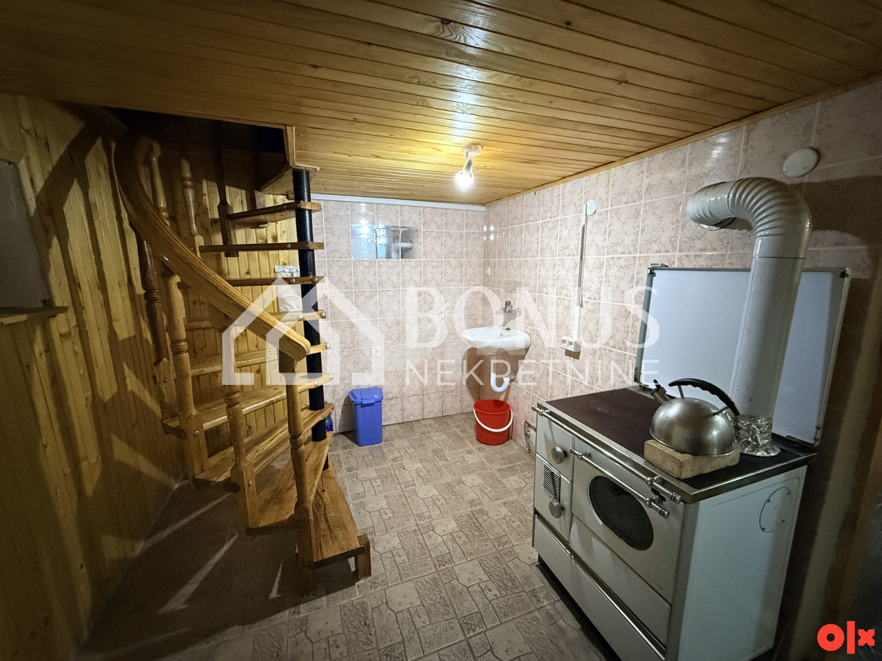 Vikendica sa šadrvanom u srcu Vlašića - BABANOVAC 19