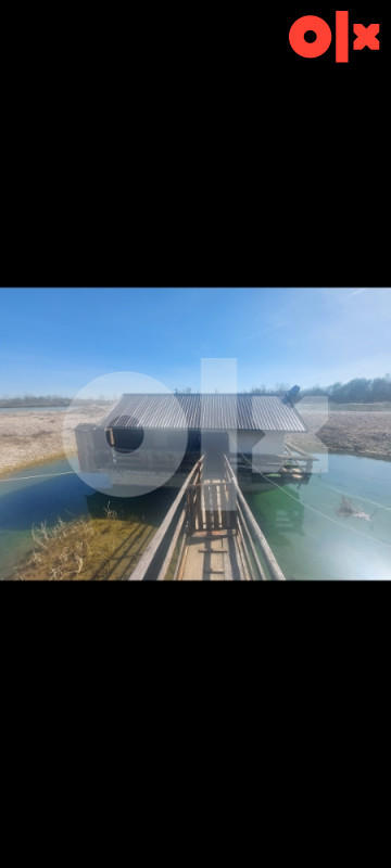 Vikendica - Splav na vodi
