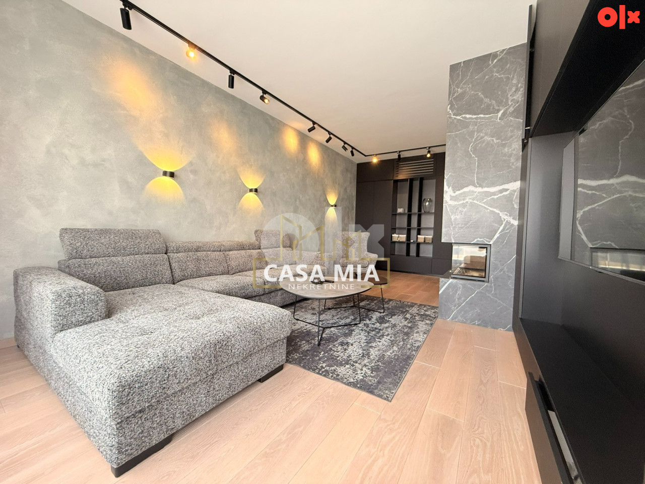 CASA MIA/ Penthouse / Petosoban / 176m2 / Vraca / Novo Sarajevo 2