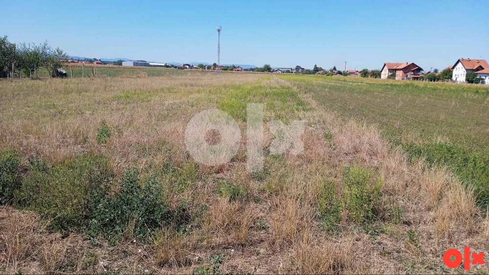 Zemljište Bijeljina 5300 m2 pomocni objekat Ulica 84
