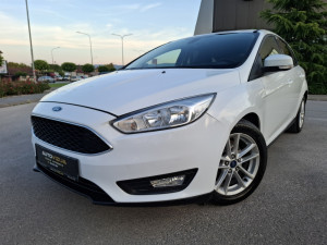 FORD FOCUS BENZIN 2017.G. ** 160 000 KM ** SAVRSEN FOKUS