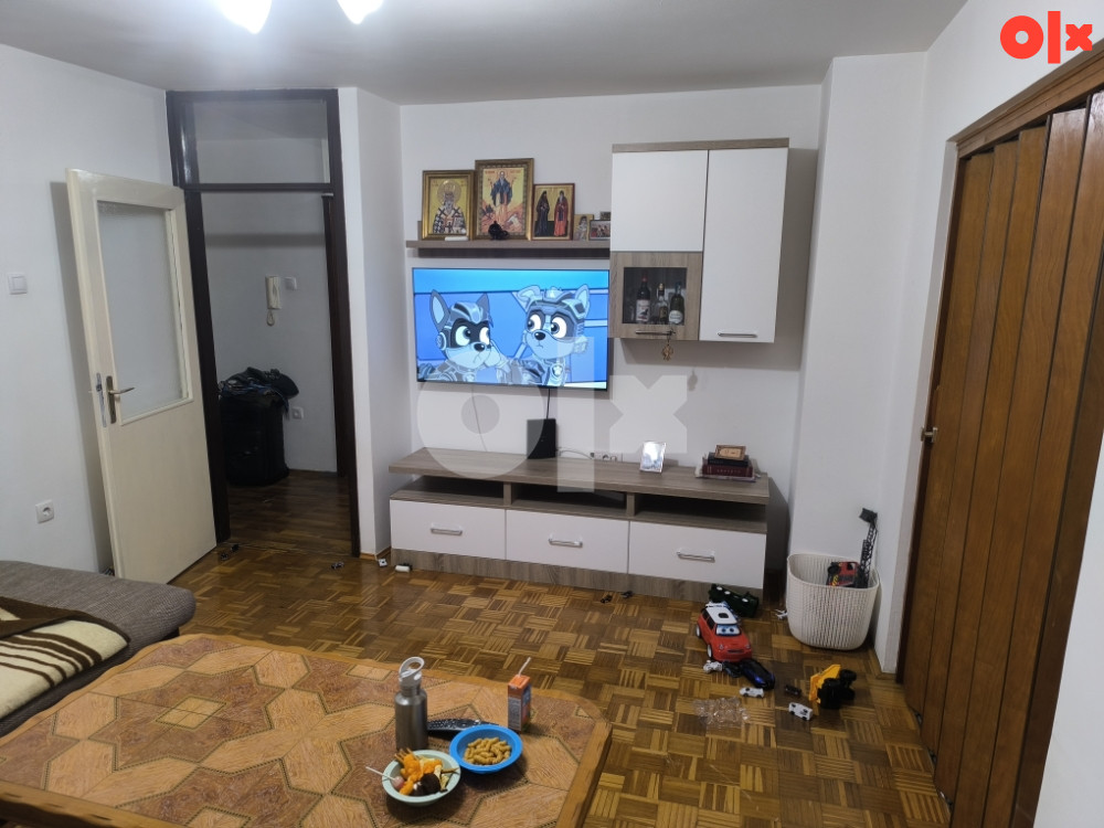 Izdajem stan 44m2