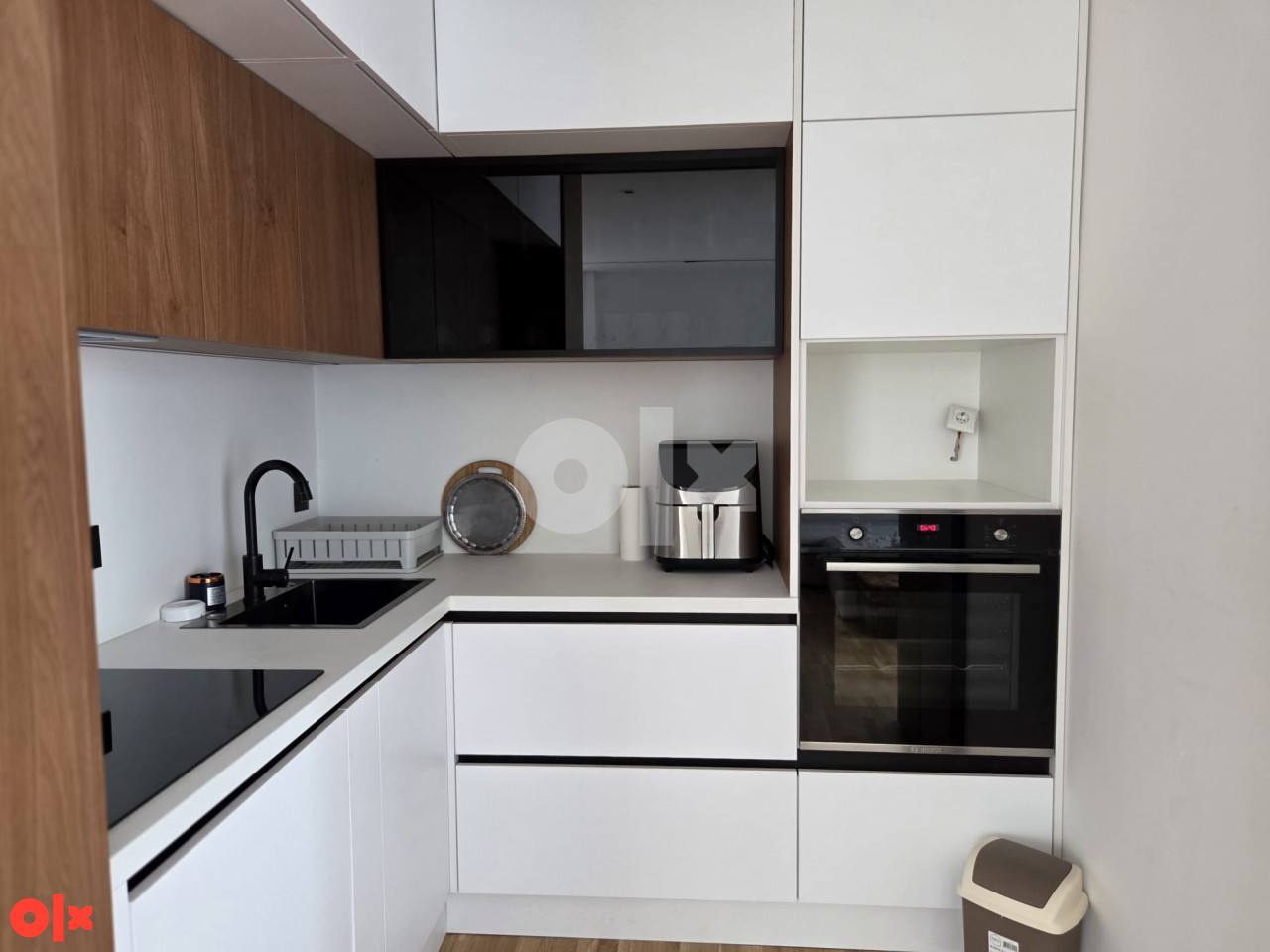 STAN NA DAN - 80 KM - 061047267 - BALKON, NETFLIX - Ansicht 5