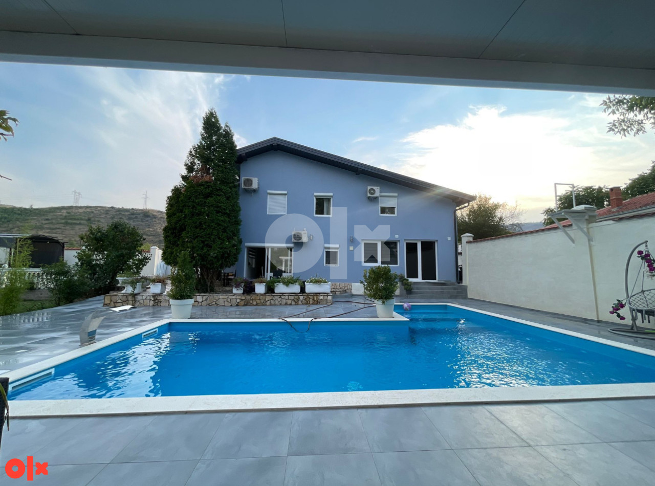 Vila sa bazenom 3