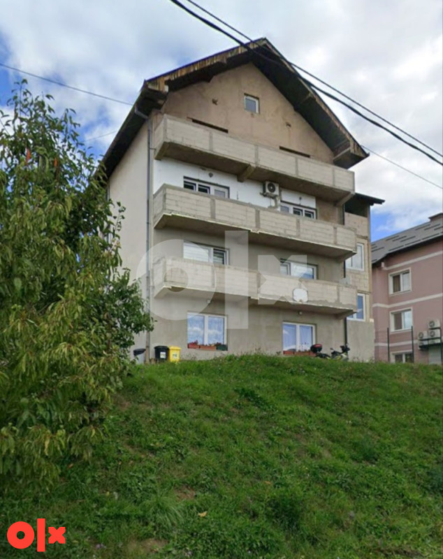 Kuća manja zgrada 2
