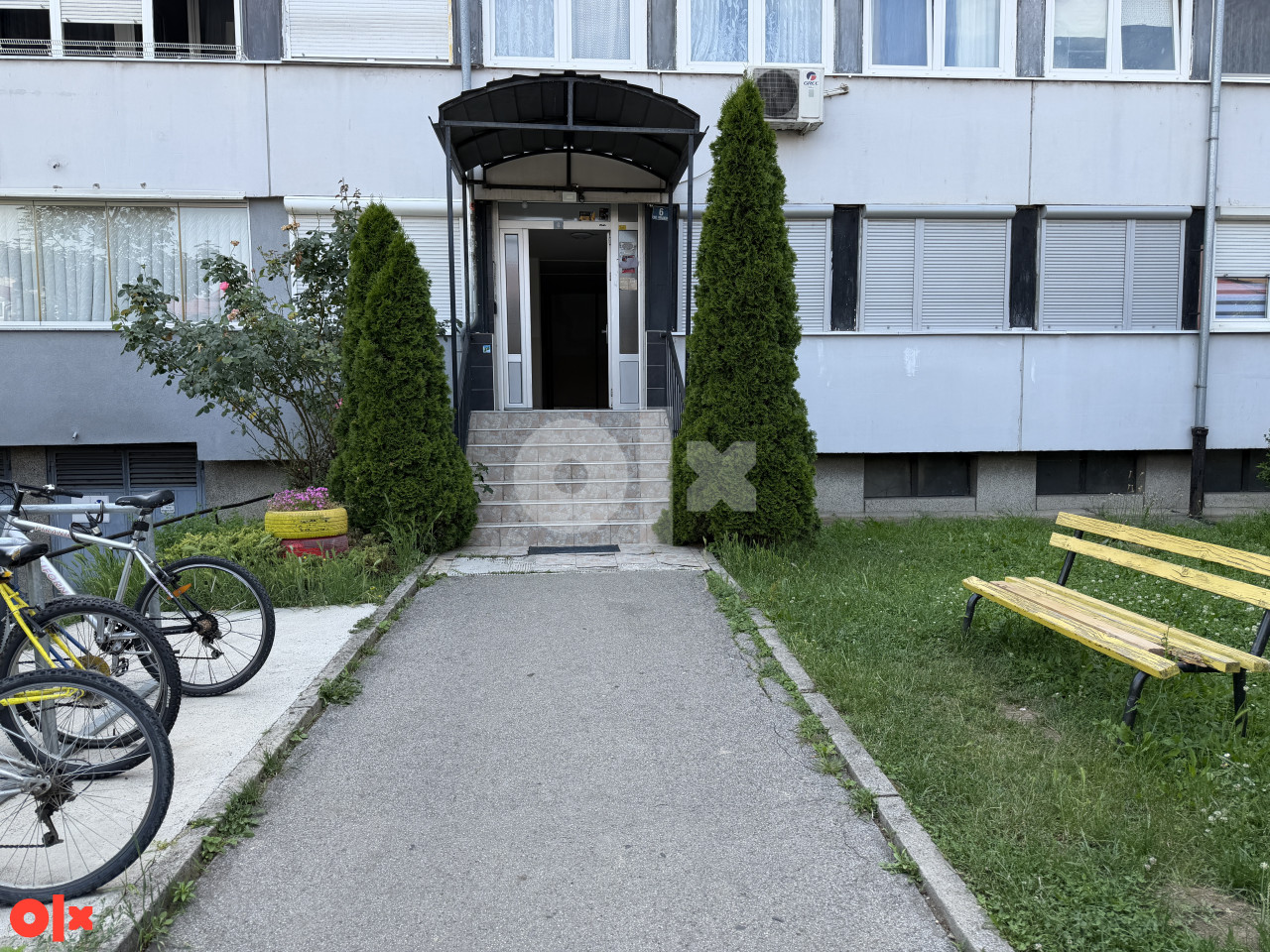 Trosoban stan Banja Luka 14