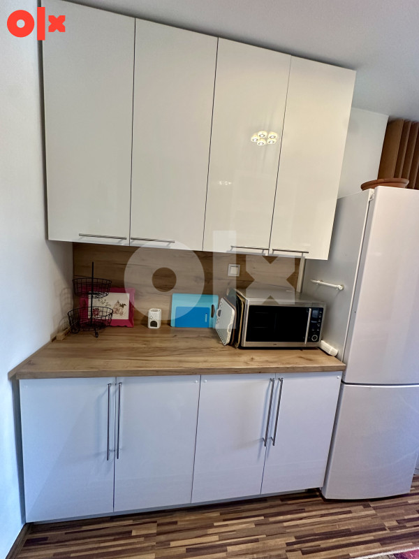 Golden Apartment 25