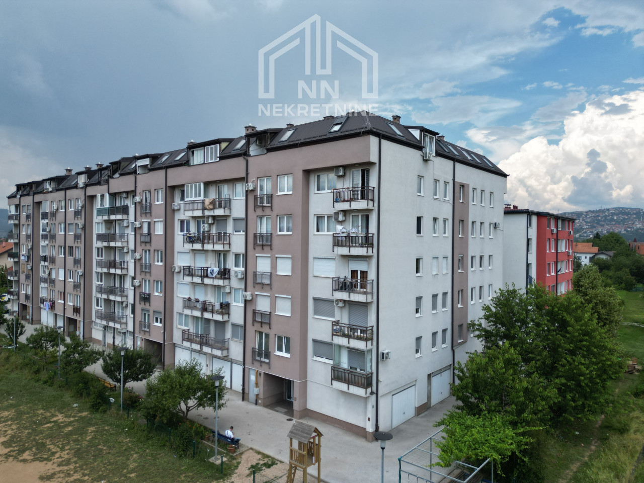 NN Nekretnine : Garsonjera 31m2 - Stup