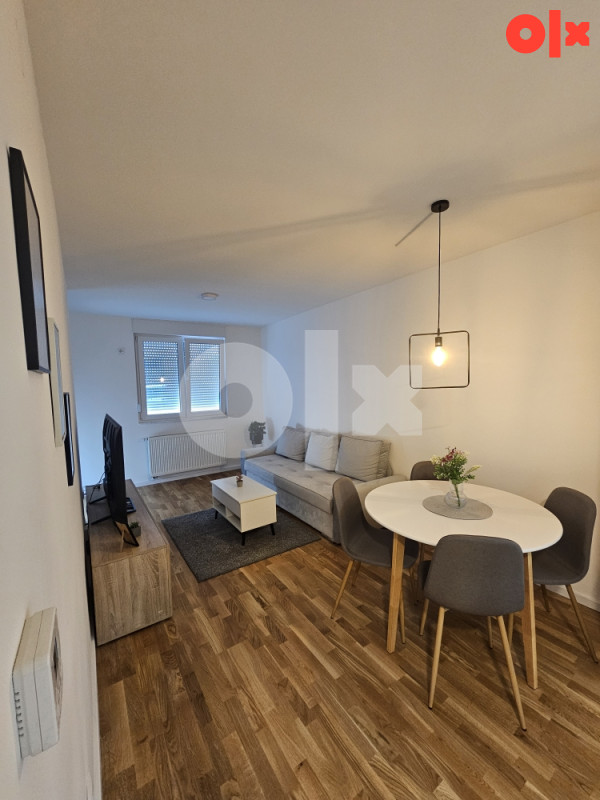 Stan 40m2 Nova Dobrinja 5