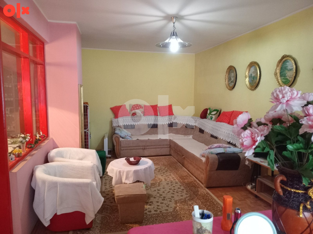 Stanovi i apartmani Banovići 9