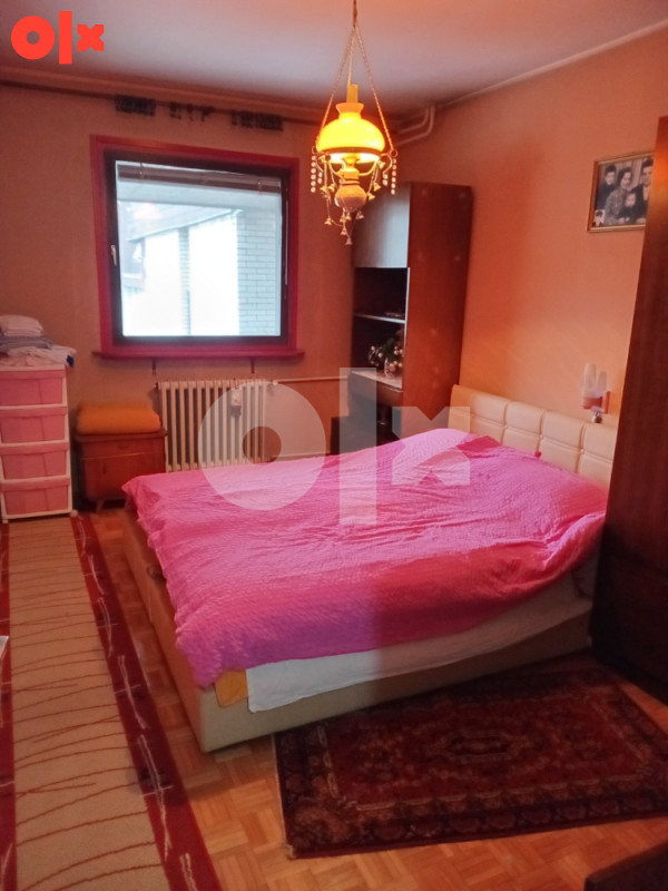 Stanovi i apartmani Banovići 15