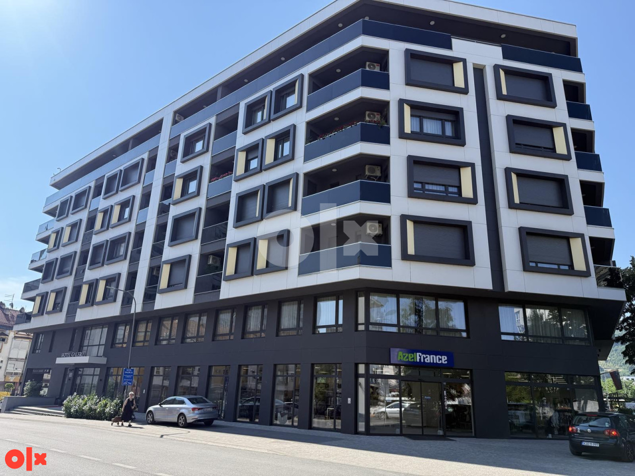 Trosoban stan 60m2 sa garažom - Borik Banja Luka