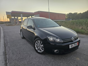 Volkswagen Golf 6  2012 god registrovan top stanje sa šiberom