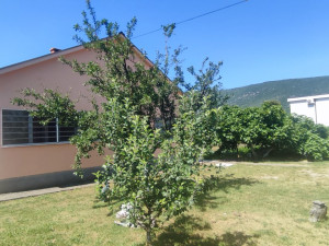 Agency Plus prodaje  kuću sa garažom u naselju Potoci kod Mostara photo 4