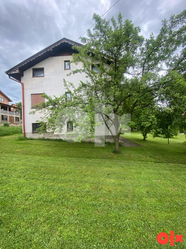 PRODAJA: Kuća  234m2 sa okućnicom 646 m2 - Novo Naselje - Ilijaš 3