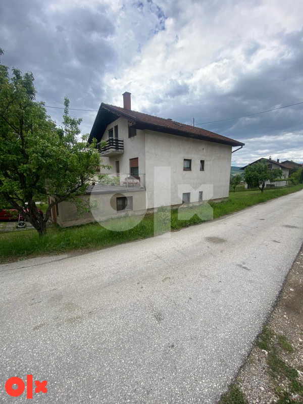 PRODAJA: Kuća  234m2 sa okućnicom 646 m2 - Novo Naselje - Ilijaš