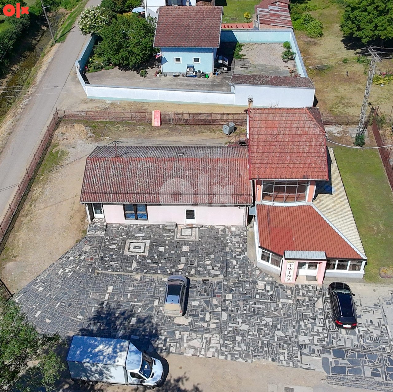 Stambeno-poslovni prostor-Gradiška 12